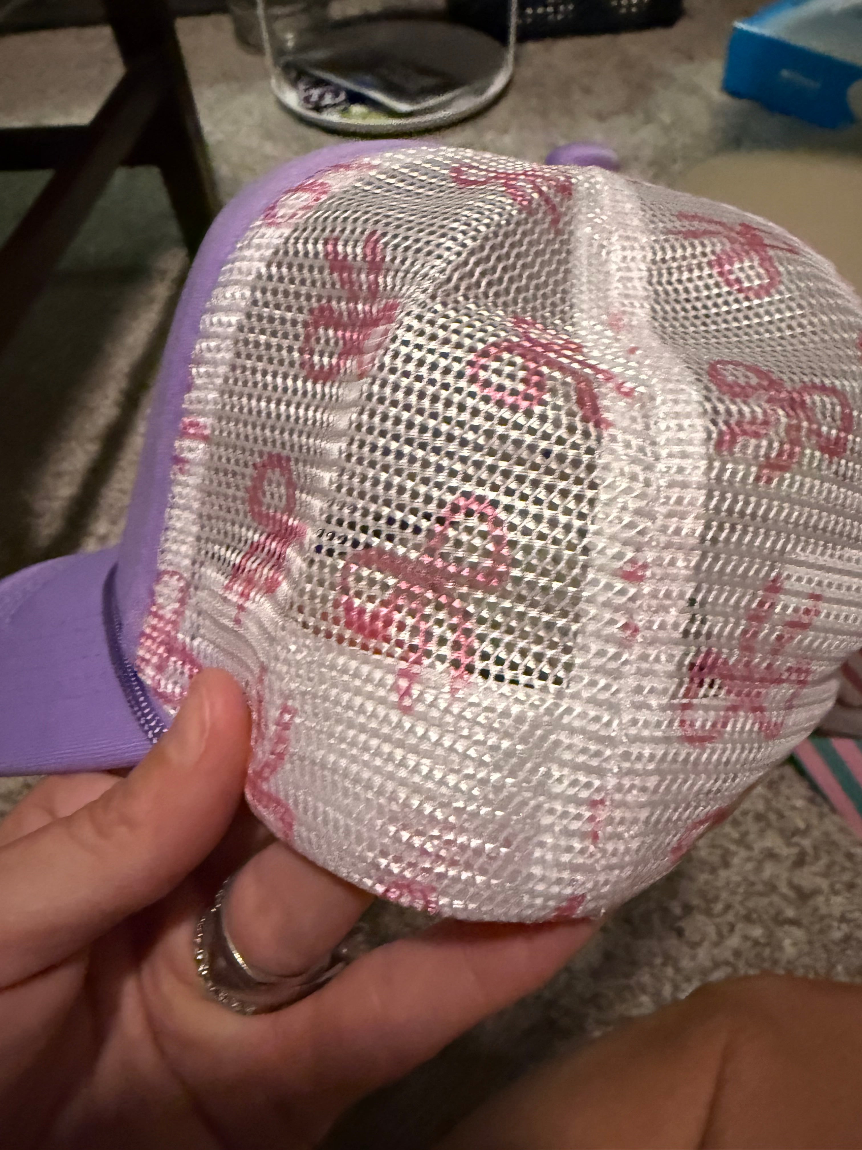 Sasshole with bow printed mesh