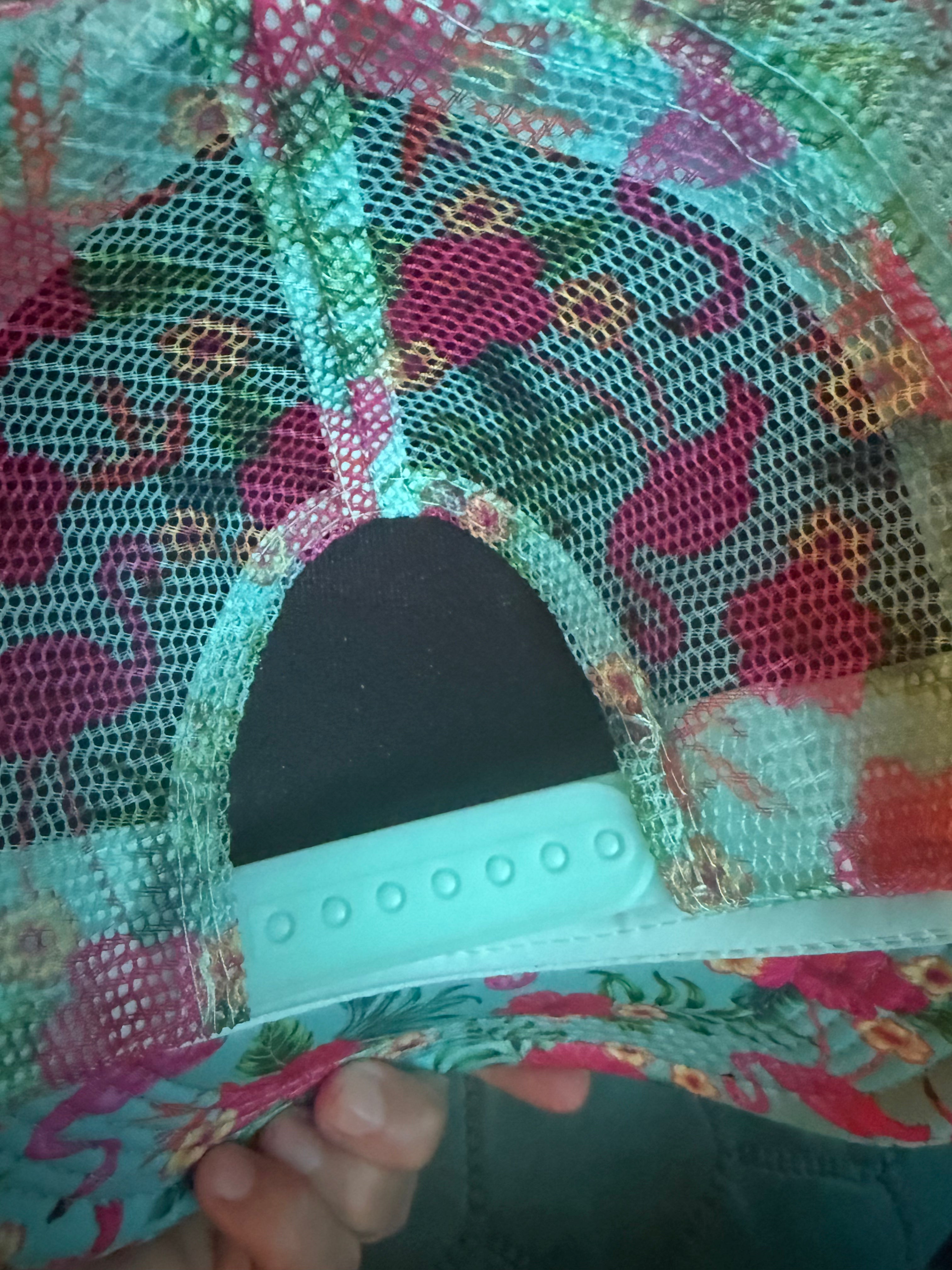 Beach flamingo trucker with printed brim and mesh