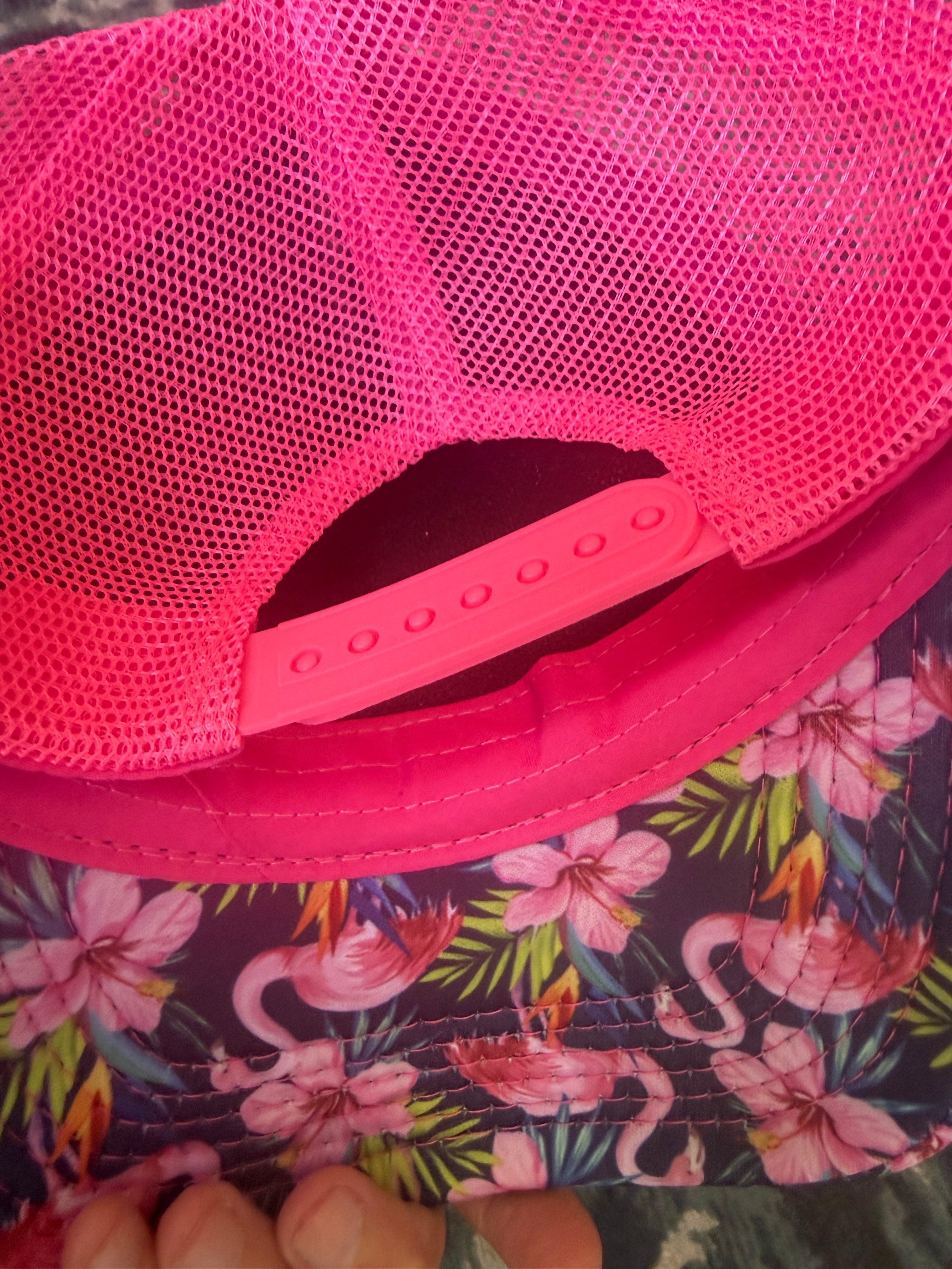 Flamingo printed trucker hat